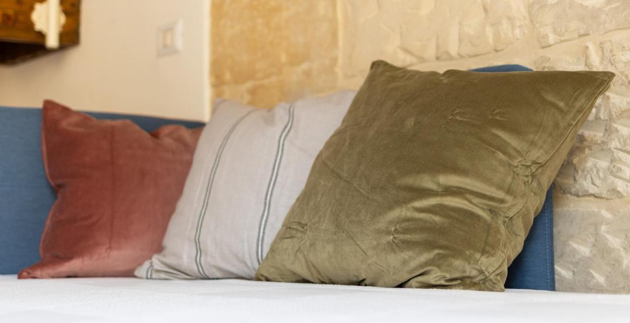 Palazzo Della Contessa - Suites & Breakfast Lecce Luaran gambar