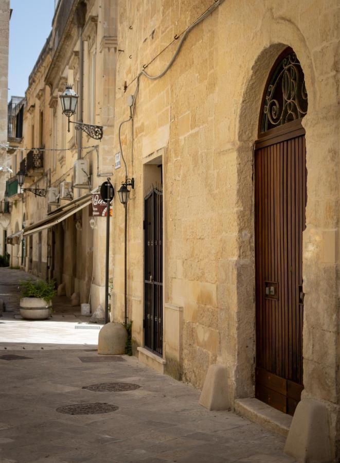 Palazzo Della Contessa - Suites & Breakfast Lecce Luaran gambar