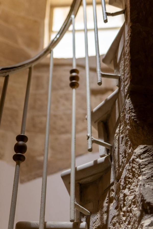 Palazzo Della Contessa - Suites & Breakfast Lecce Luaran gambar
