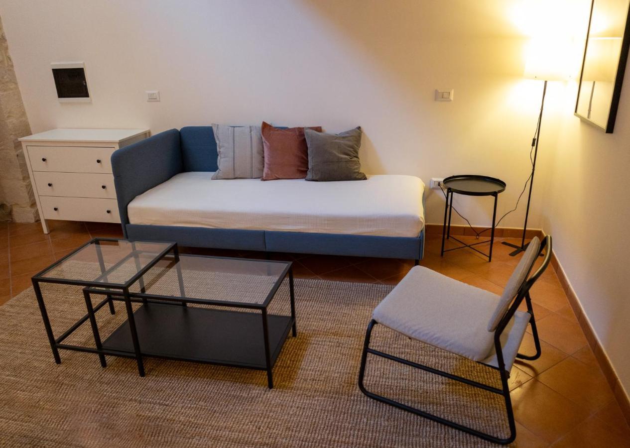 Palazzo Della Contessa - Suites & Breakfast Lecce Luaran gambar